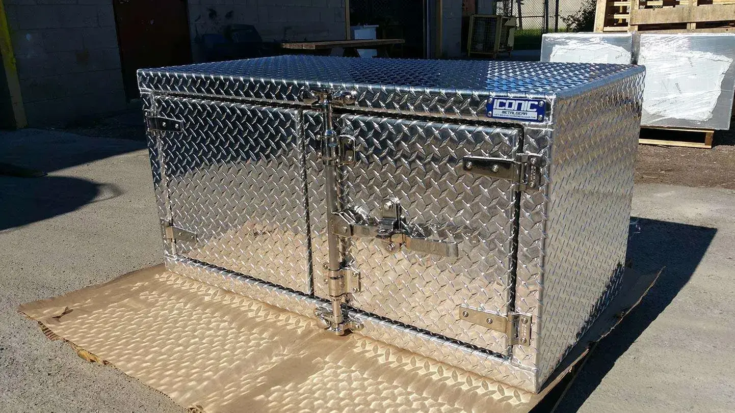 KEEP YOUR TOOLS: The Beefed Up Security Features of a MetalGear Cam-Lock Toolbox's Header Image