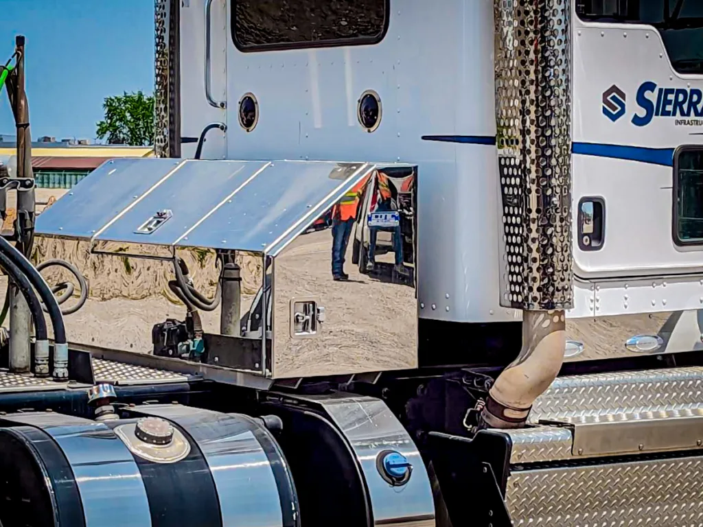 Day Cab Semi Truck Toolbox