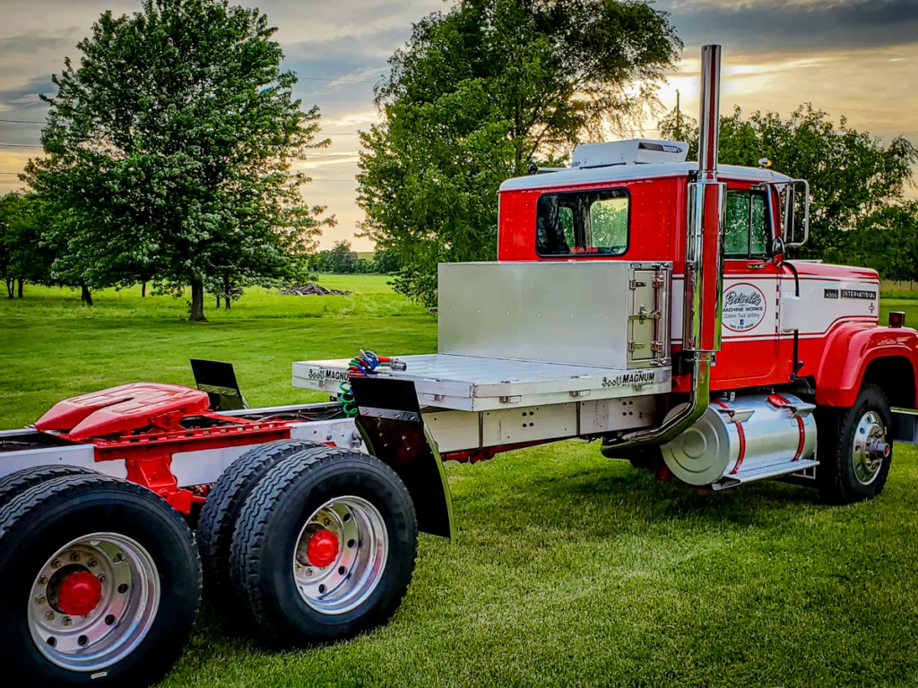 Custom Day Cab Semi Truck Toolbox