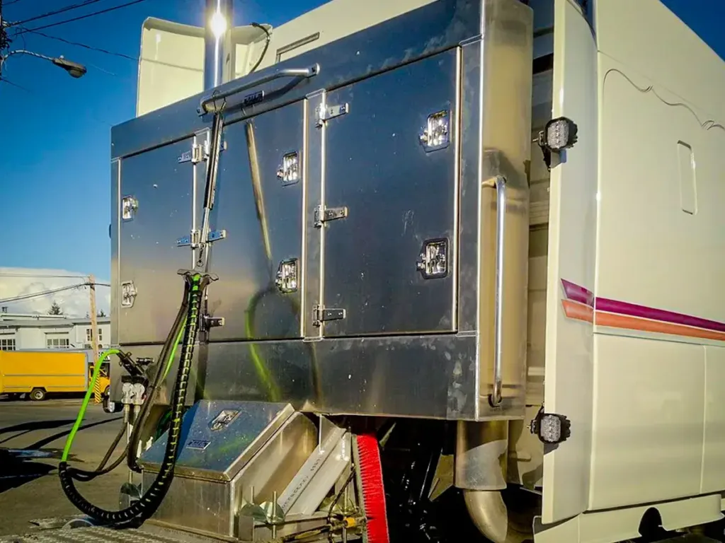 Iconic MetalGear Enclosed 3-Door Headache Rack Installed on a Truck
