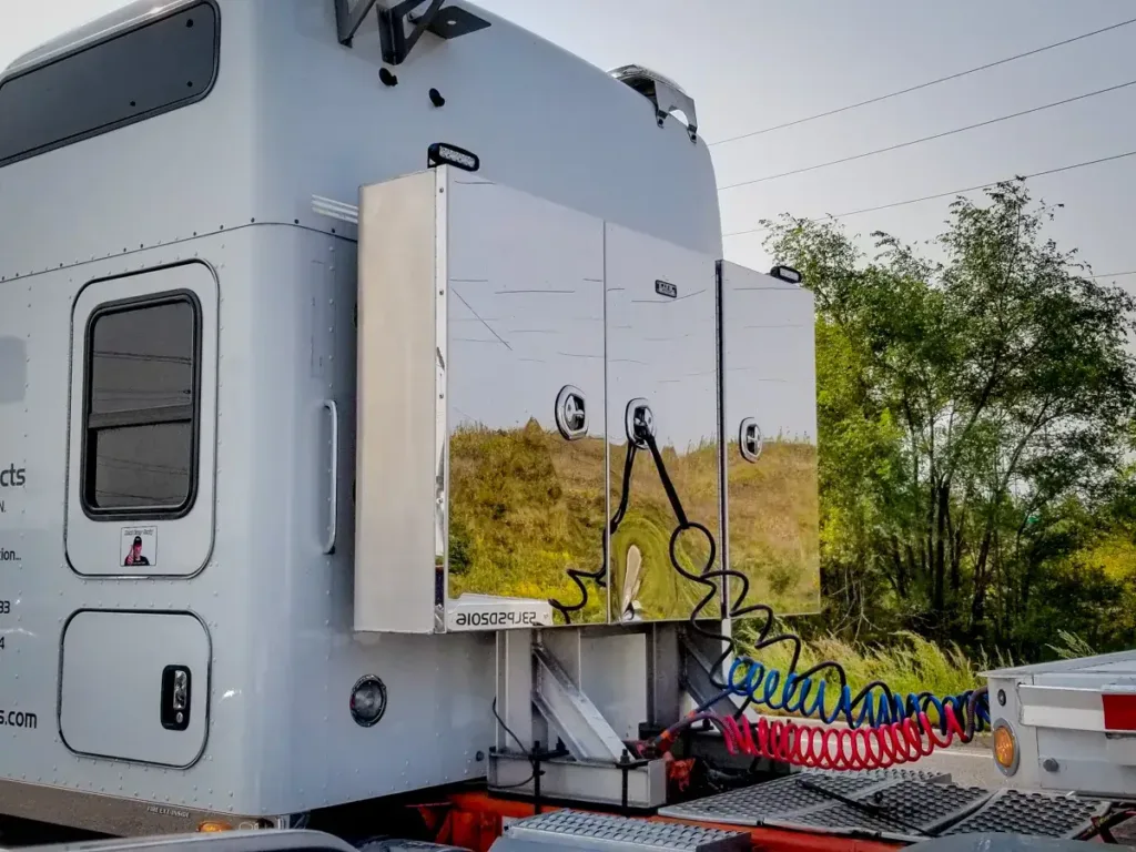 Stainless Steel Enclosed Headache Rack on a Semi Truck